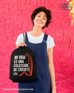 mochila de saco mi vida es una colección de credits negro