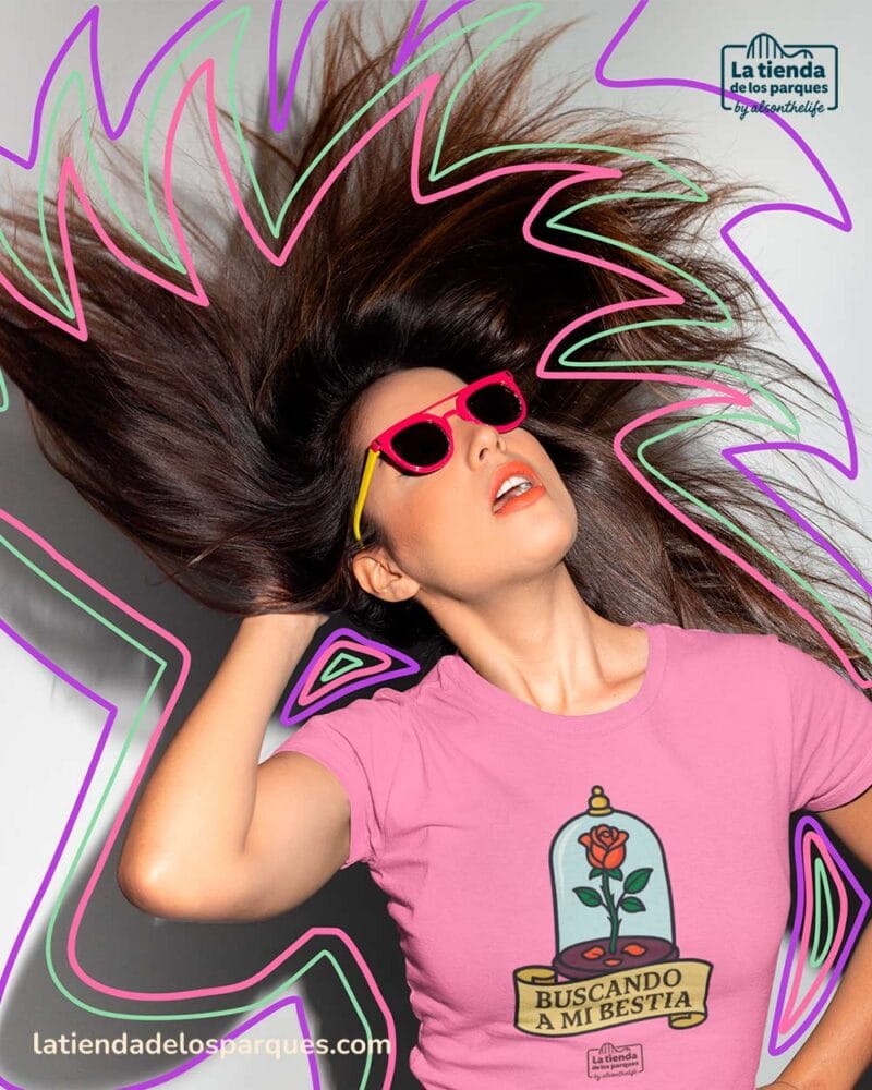 Camiseta Buscando a mi bestia rosa