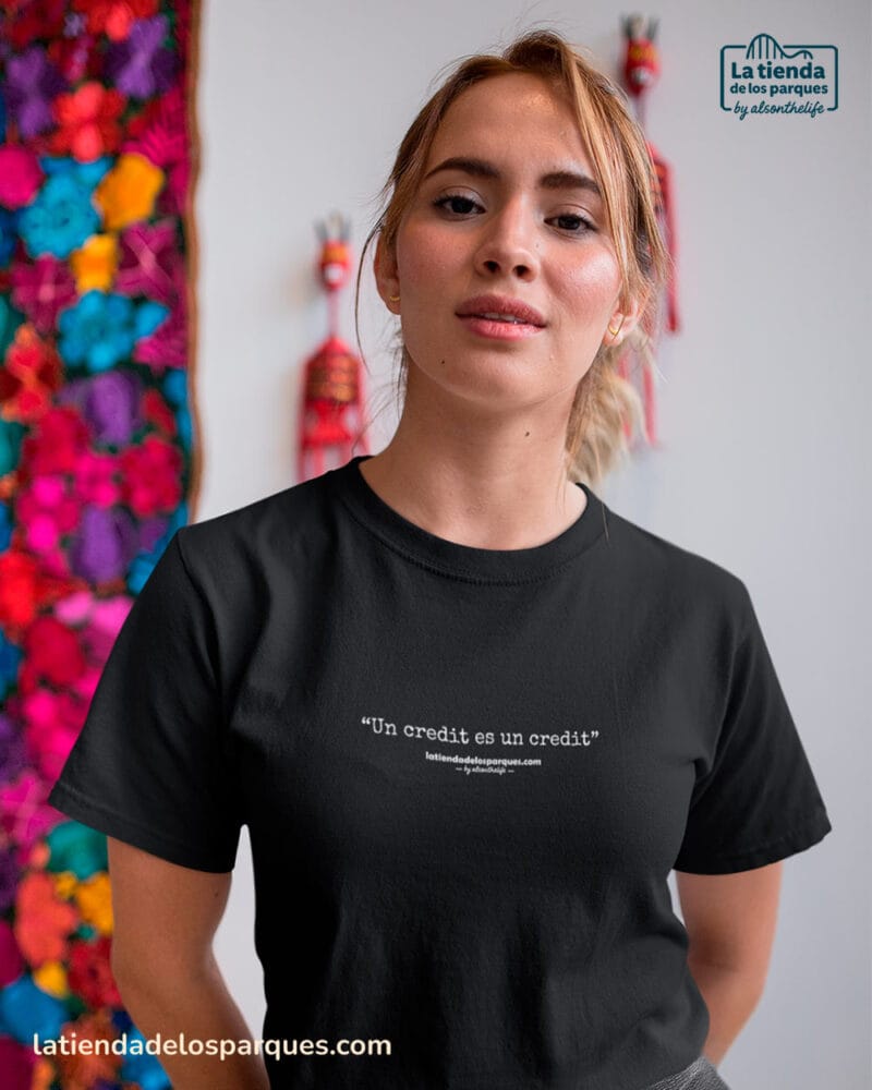 Camiseta frase Un credit es un credit negra