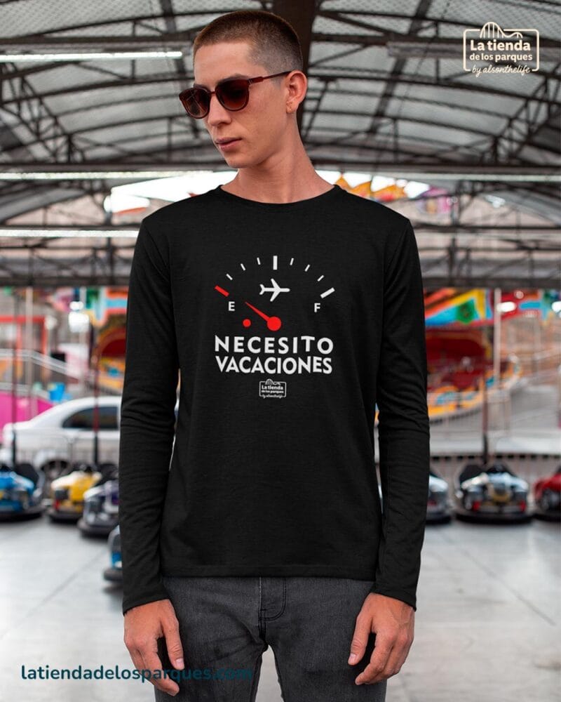 camiseta manga larga necesito vacaciones negra