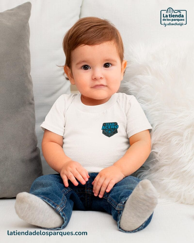 camiseta para bebe team acero blanca escudo