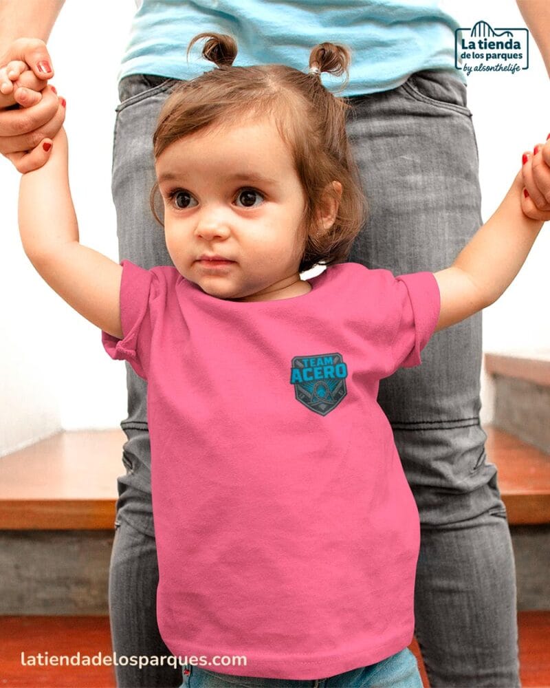 camiseta para bebe team acero magenta escudo
