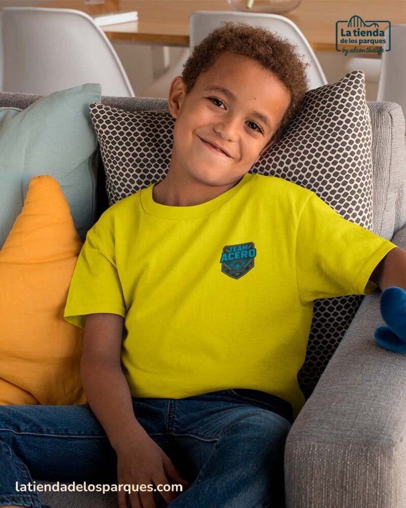 camiseta para niño team acero amarilla escudo