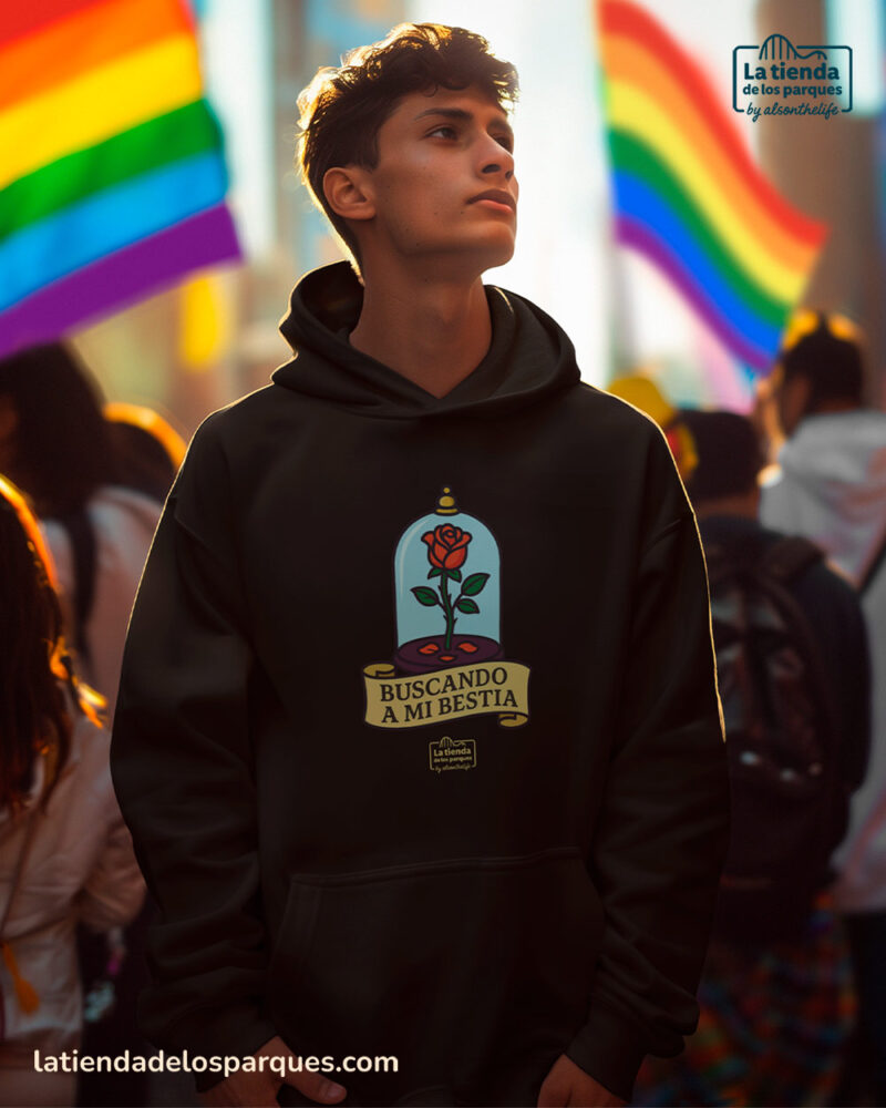 sudadera buscando a mi bestia con gorro negra