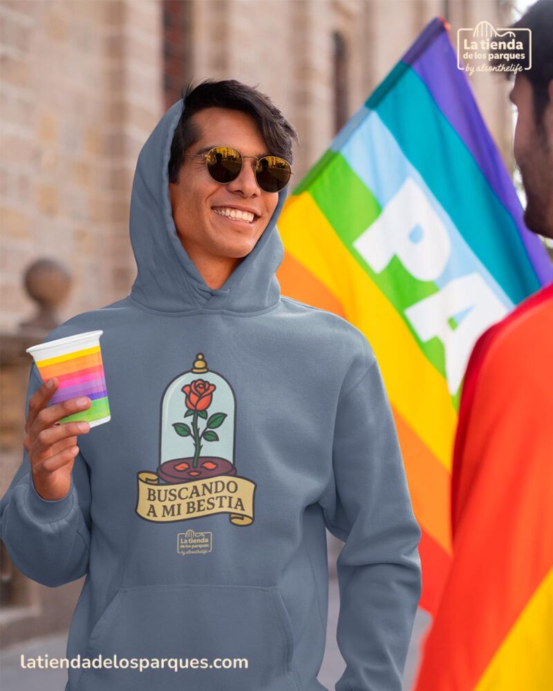 sudadera buscando a mi bestia con gorro tejano