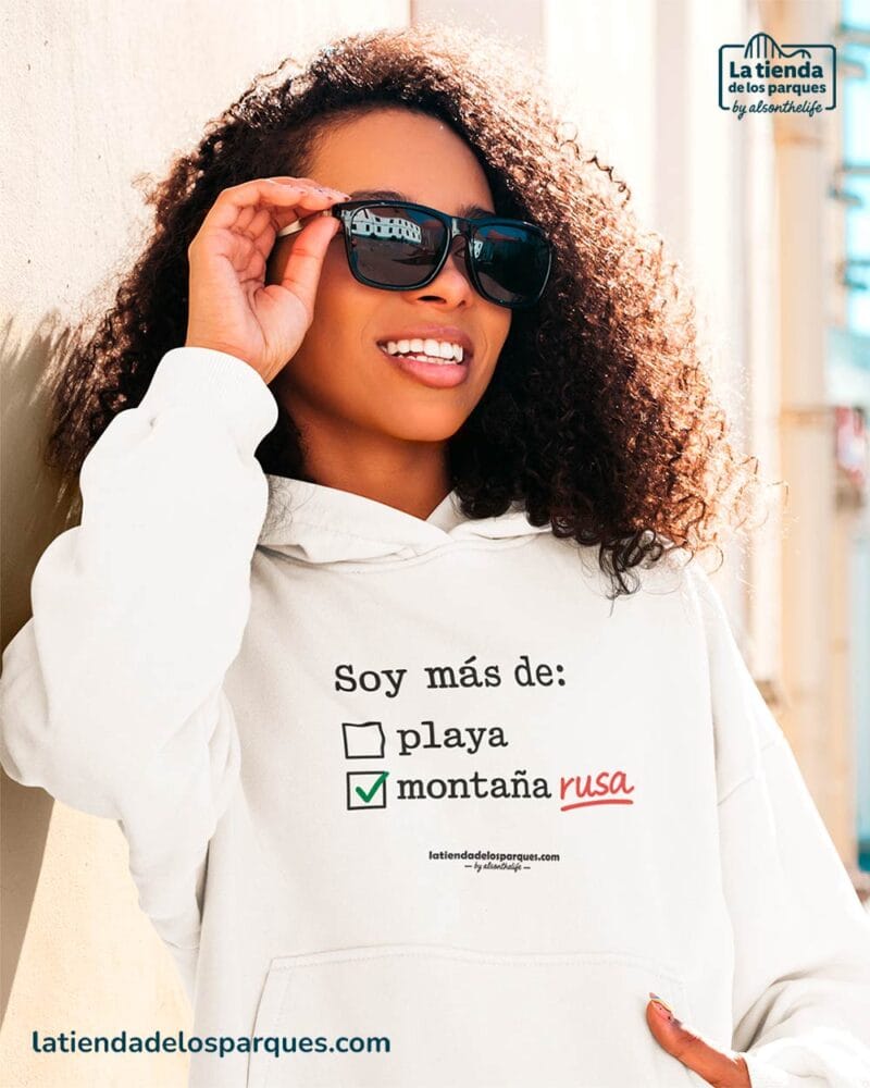 sudadera soy mas de montaña rusa con gorro blanco