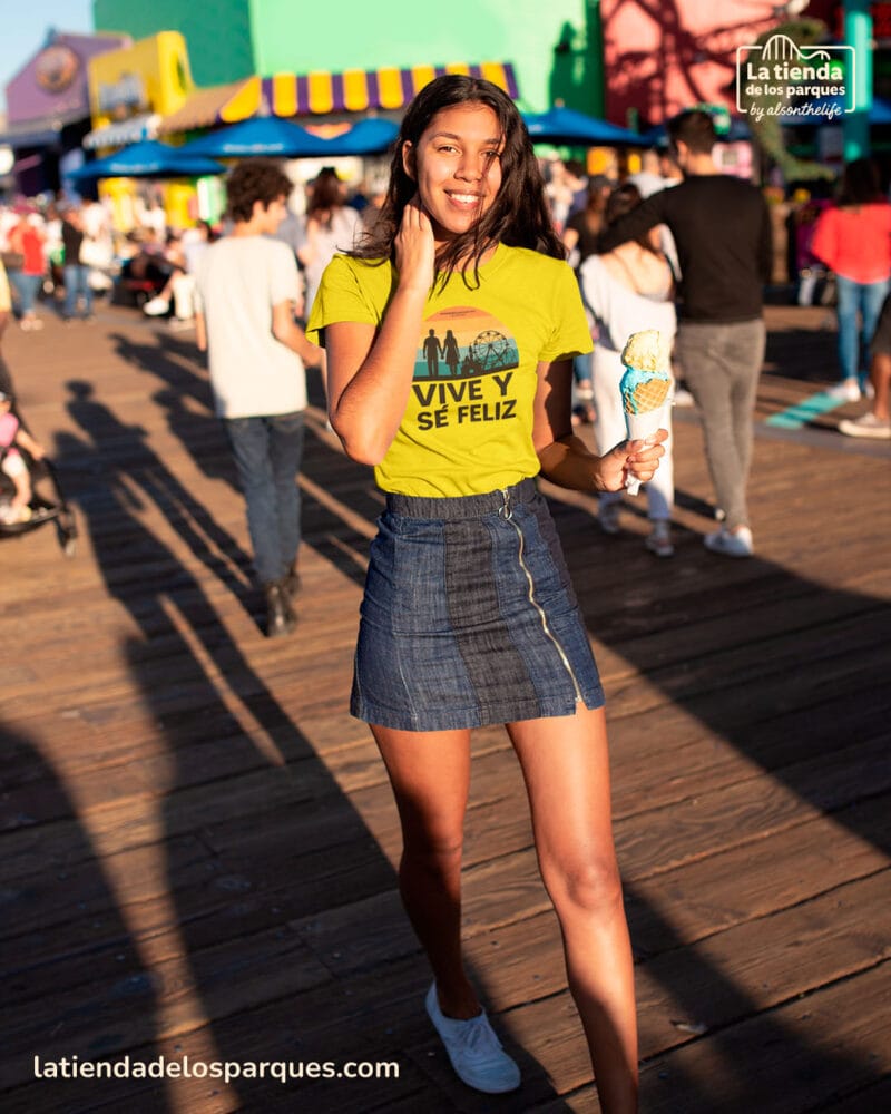 Camiseta vive y se feliz amarilla